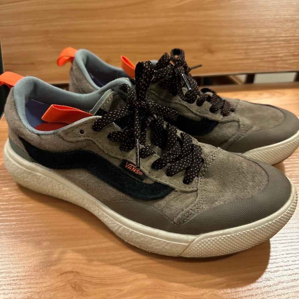 Ultracush Vans